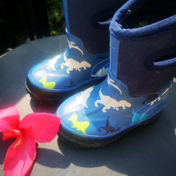 Hatley Fall/Spring Boots - Picture 2 of 3